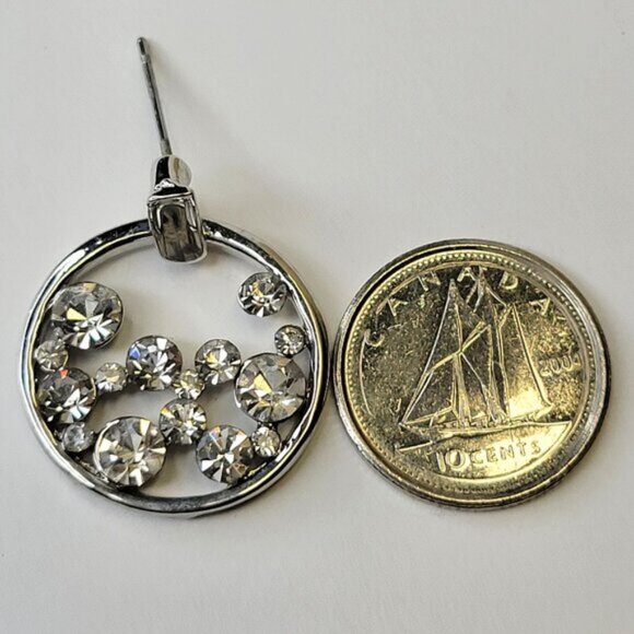 Small Crystal Round Earrings Rhinestone Bridal Small Silvertone Earrings - Picture 4 of 8